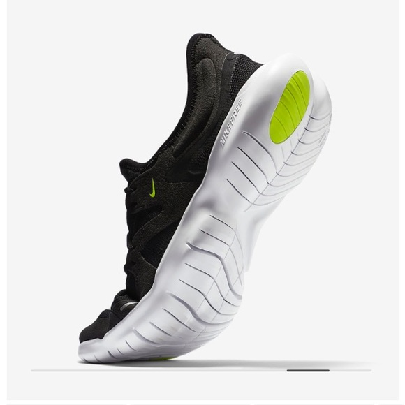 NIB**US 5.5**NIKE Free Run 5.0**Black/ White**$100 - Picture 5 of 8